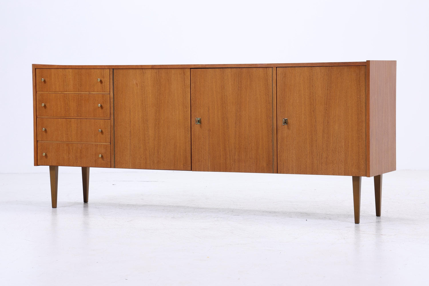 Vintage Sideboard aus Nussbaum | Mid Century Lowboard mit Schubladen &amp; Türen | 60er Jahre Design