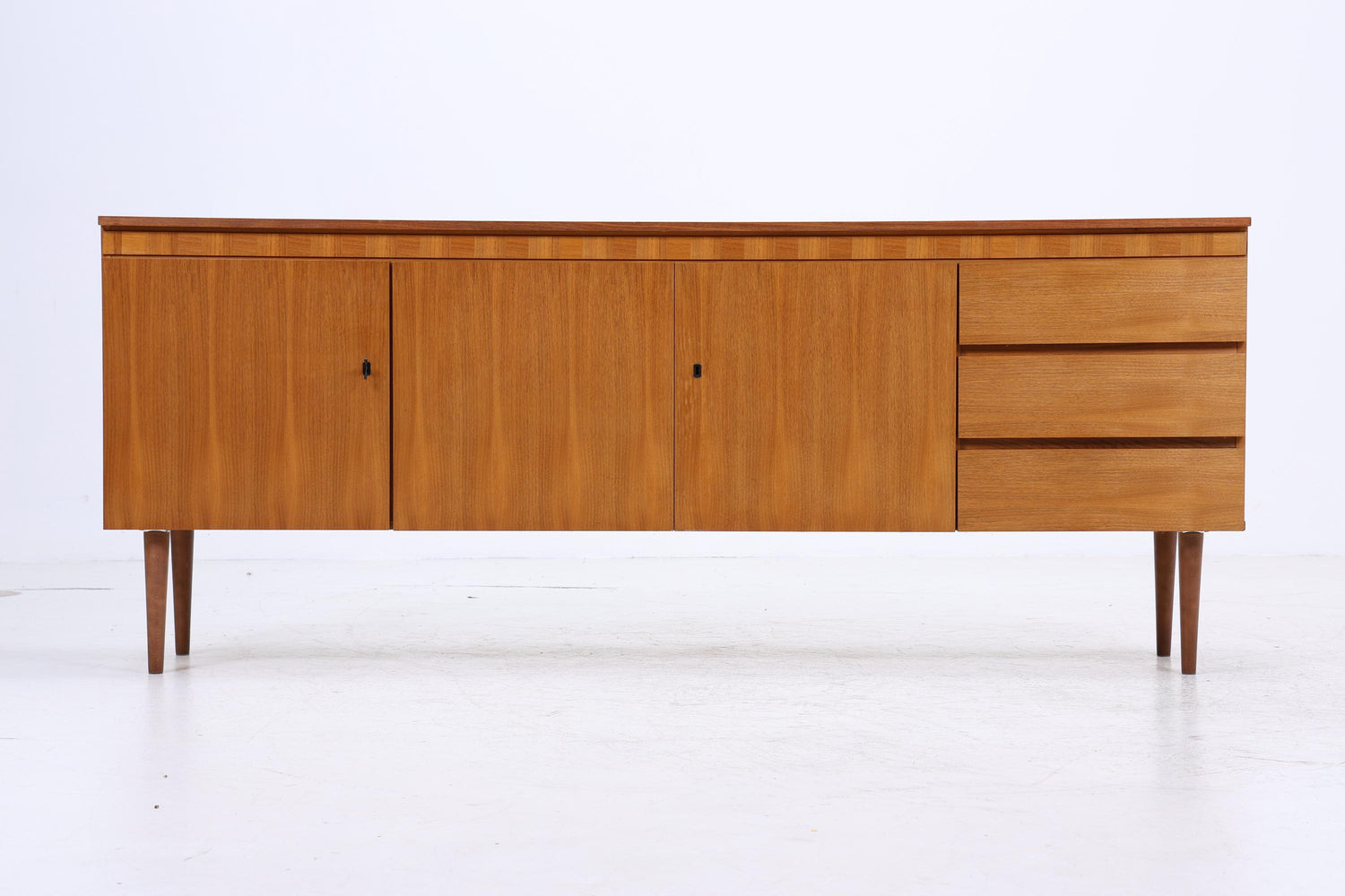 Vintage Teak Sideboard 60er Jahre | Mid Century Scandinavian Anrichte mit Schubladen &amp; Schiebetüren Holz Aufbewahrung