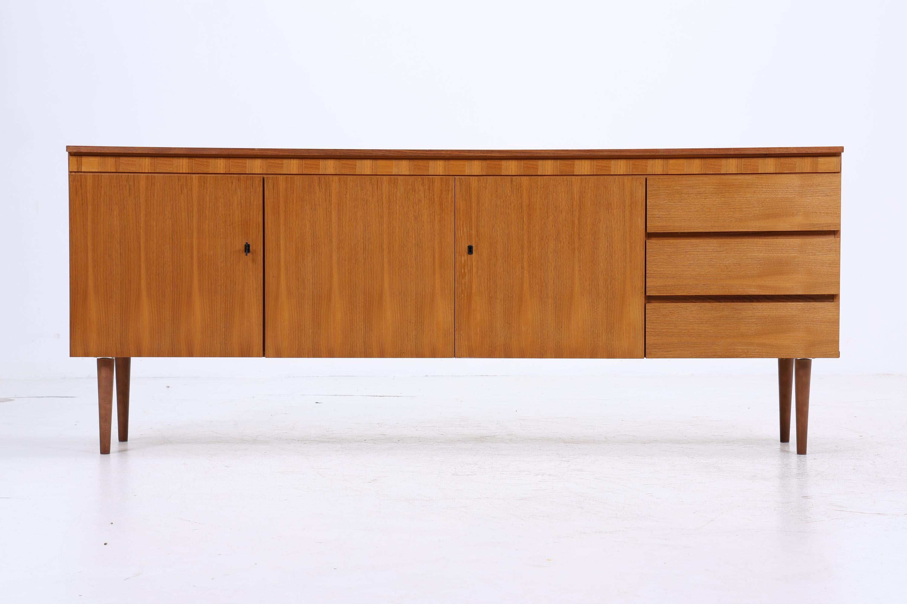 Vintage Teak Sideboard 60er Jahre | Mid Century Scandinavian Anrichte mit Schubladen &amp; Schiebetüren Holz Aufbewahrung