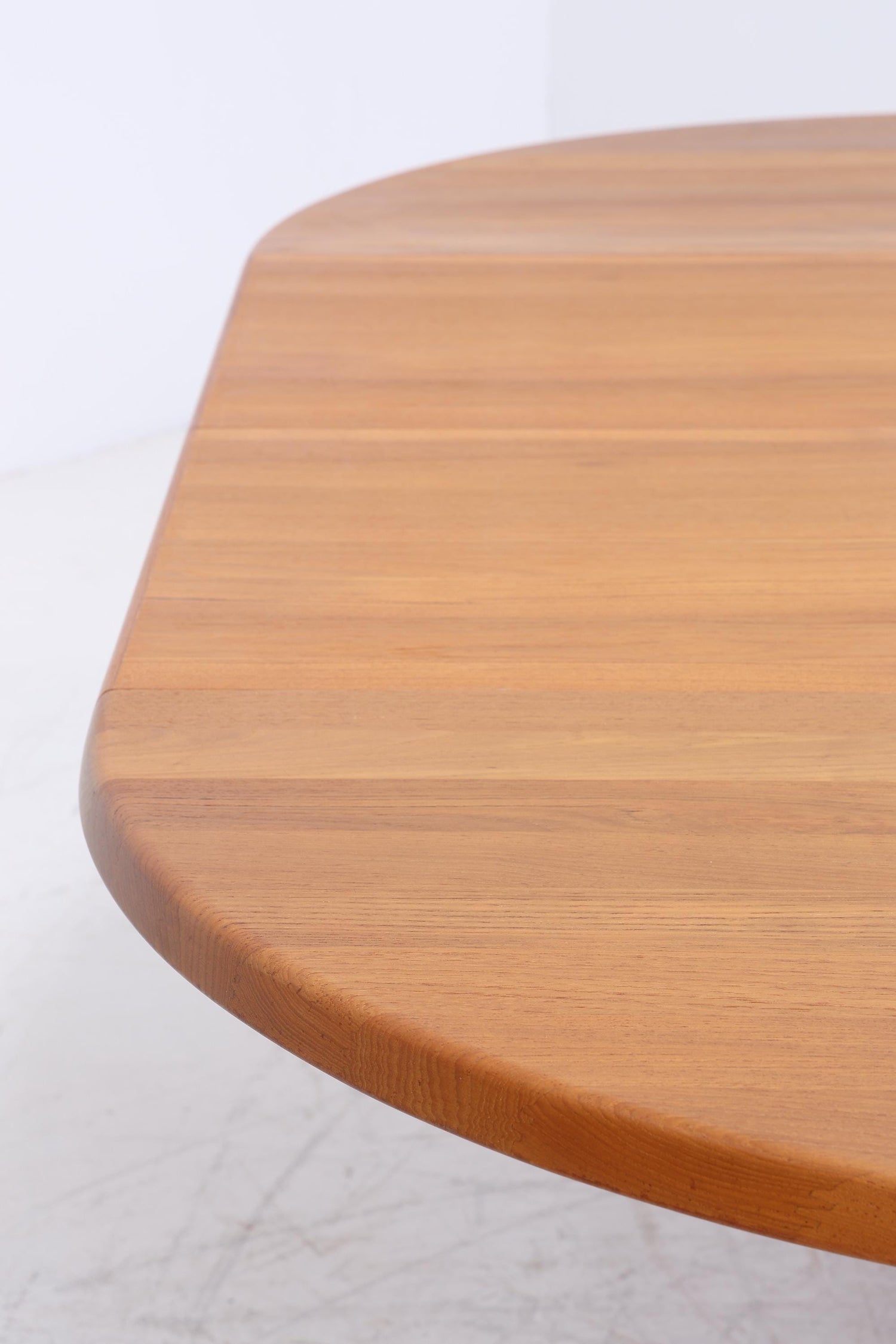 CJ Rosengaarden Vintage Esstisch | Mid Century Teak Tisch rund/oval ausziehbar mit 2 Einlegeplatten