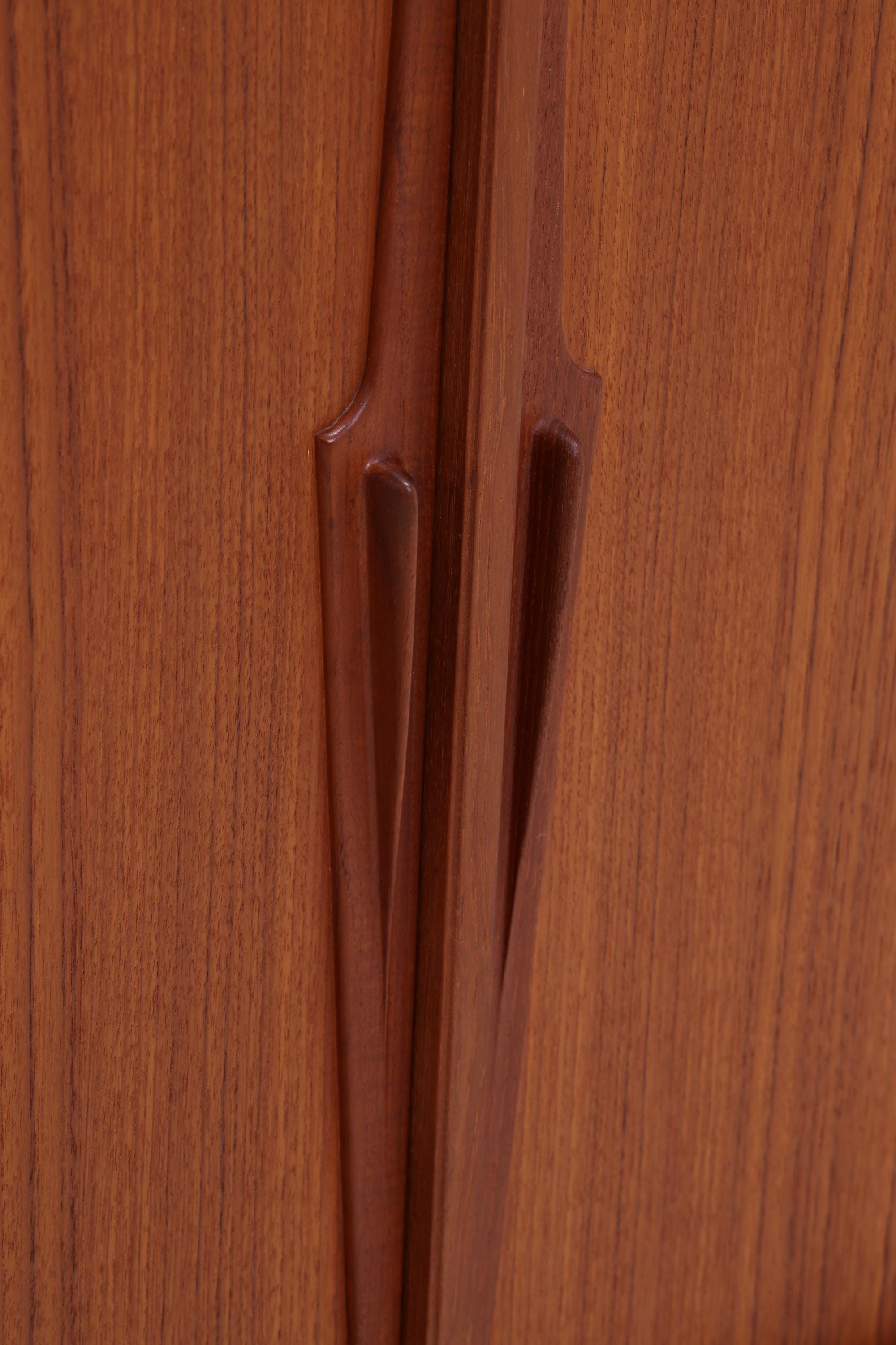 Vintage Teak Highboard von Omann Jun | Mid Century Sideboard Schubladen Schrank Holz Aufbewahrung