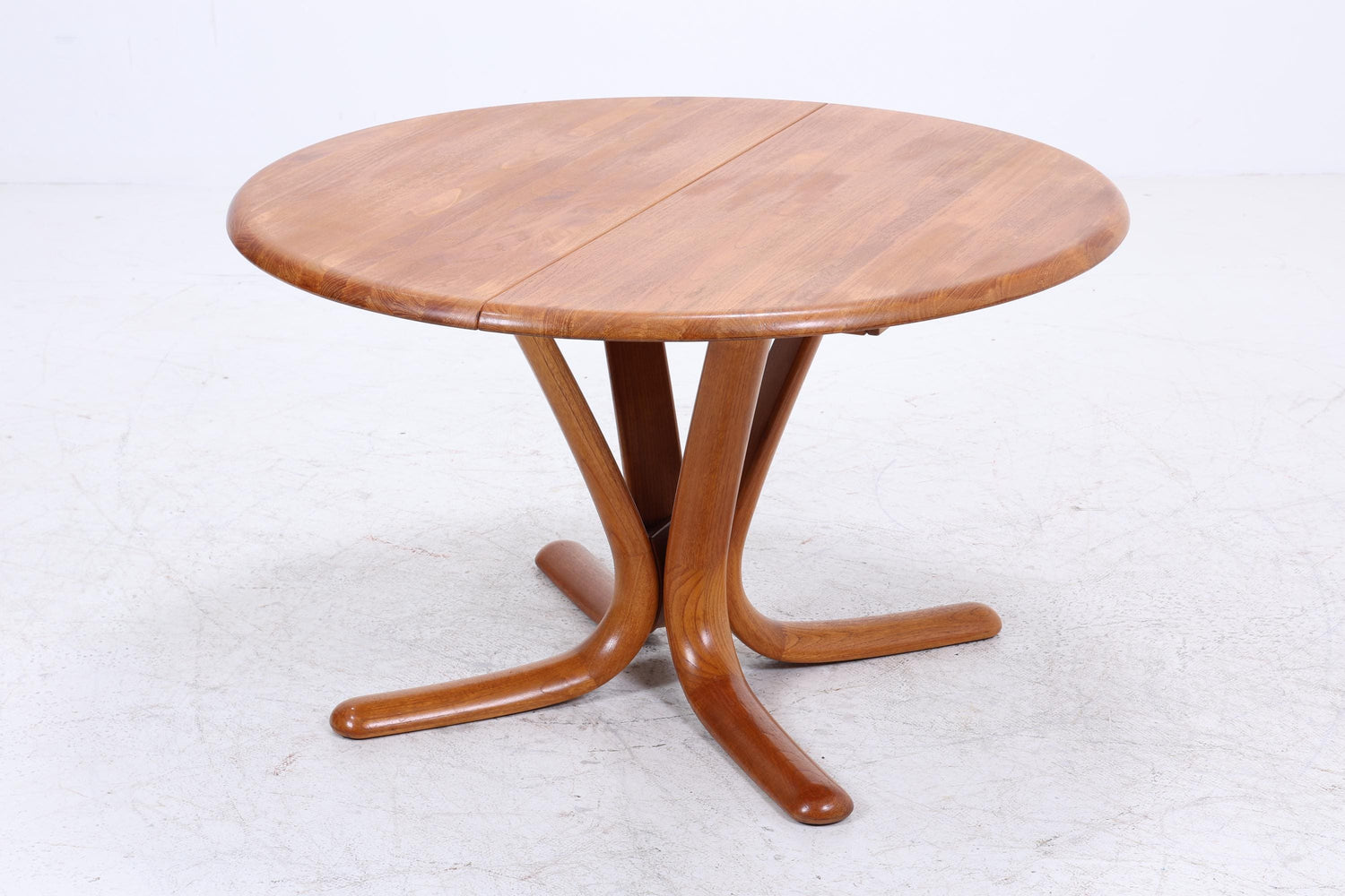 Vintage Teak Esstisch | Mid Century runder Holztisch Teak massiv 60er Jahre