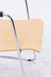 Vintage Stuhl Designklassiker | Ilian Milinov für ORT | Moderner Multifunktionsstuhl Tisch