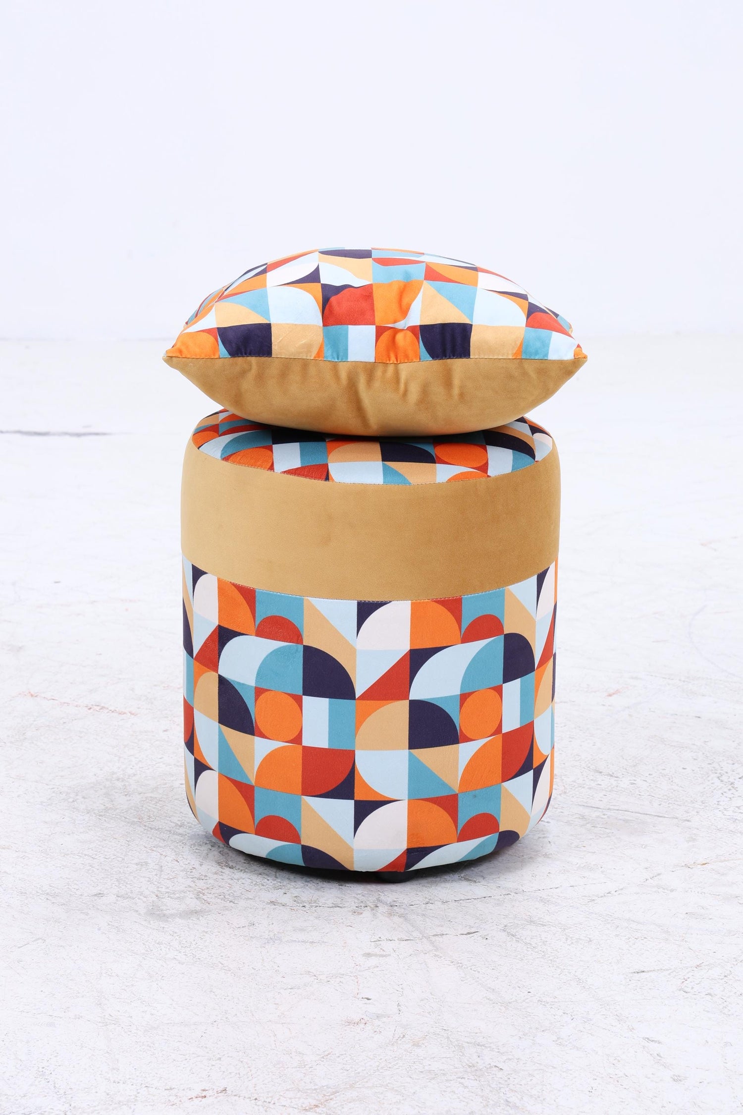 Fußhocker mit Kissen | Schlafzimmer Pouf | Gepolsterter Sitzhocker