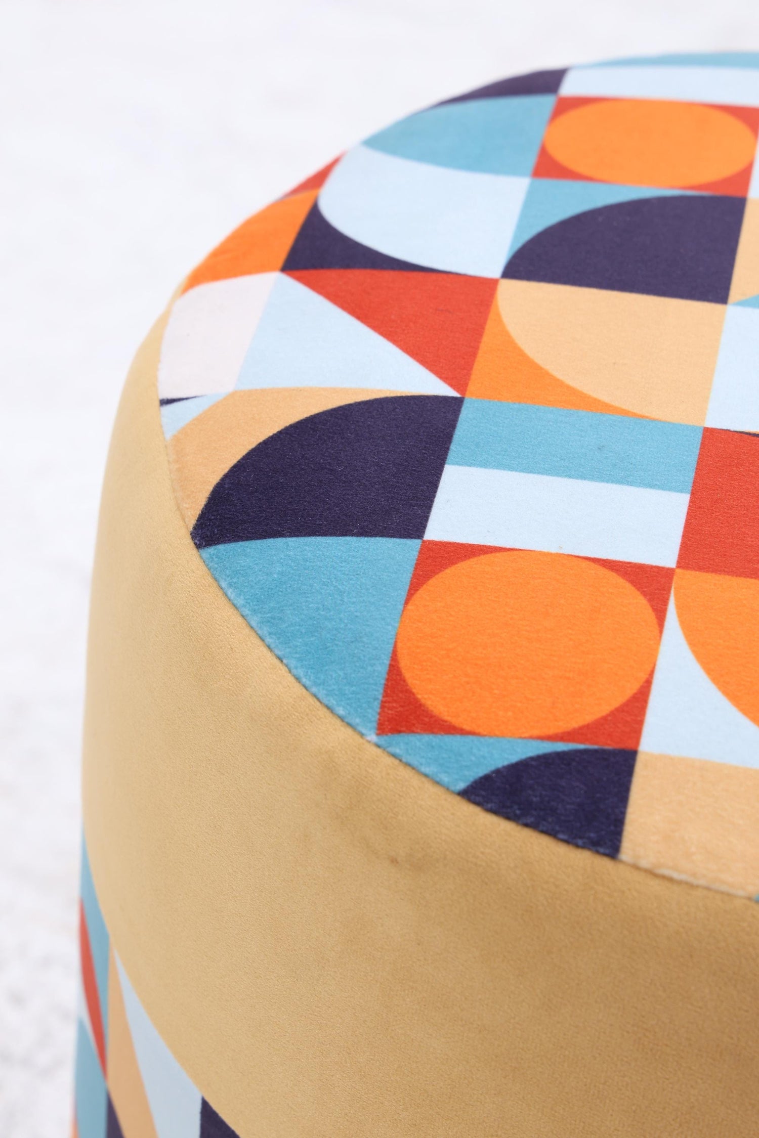 Fußhocker mit Kissen | Schlafzimmer Pouf | Gepolsterter Sitzhocker