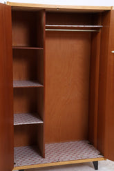 Vintage Kleiderschrank | Mid Century Wäscheschrank 2-türig | Kleiderstange & Fächer | ausziehbare Kleiderstange