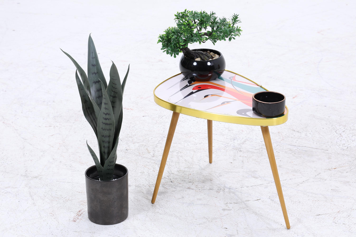 Vintage Blumentisch mit Muster | Mid Century Beisteltisch | Beistelltische 60er Jahre