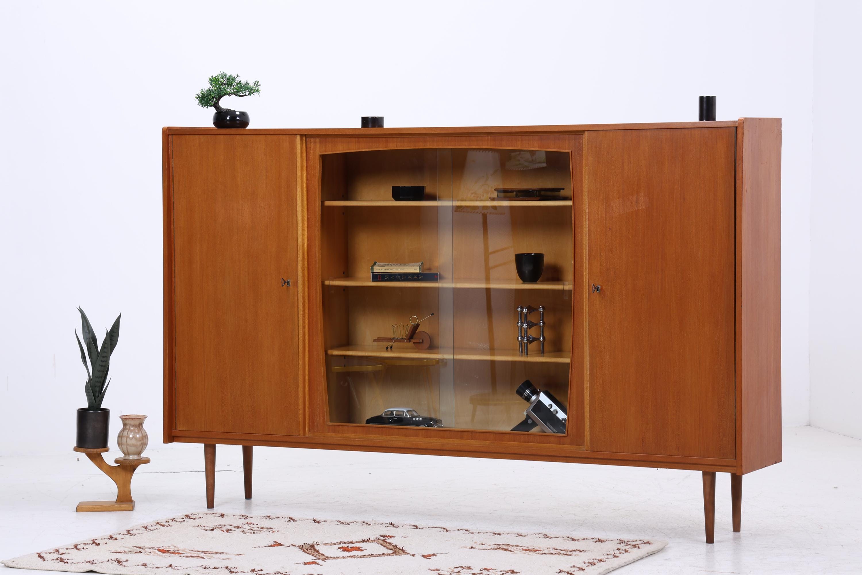 Vintage Vitrine aus den 60ern | Mid-Century Highboard mit Glas-Schiebetüren