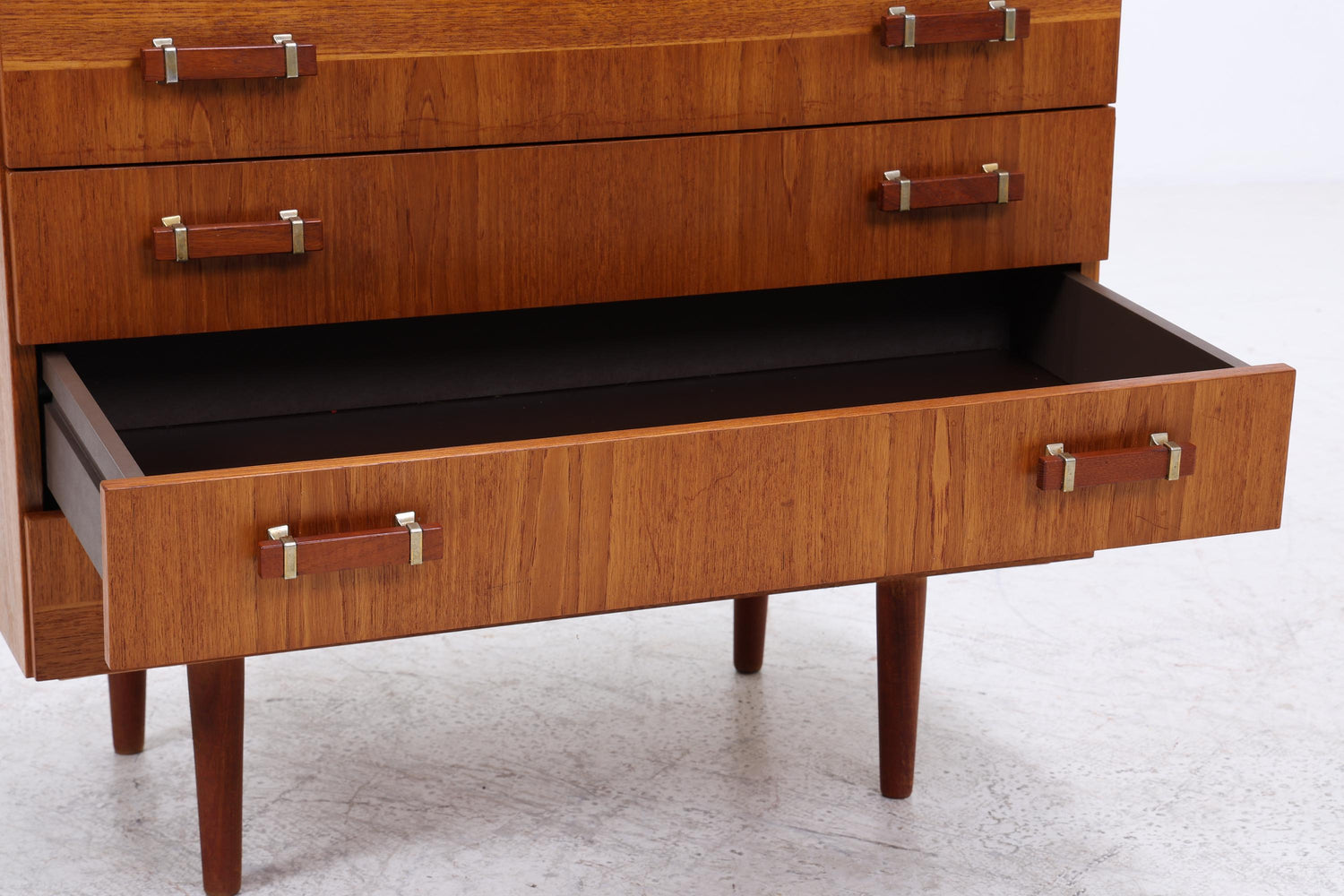 Vintage Teak Kommode mit 4 Schubladen | Mid-Century Schrank