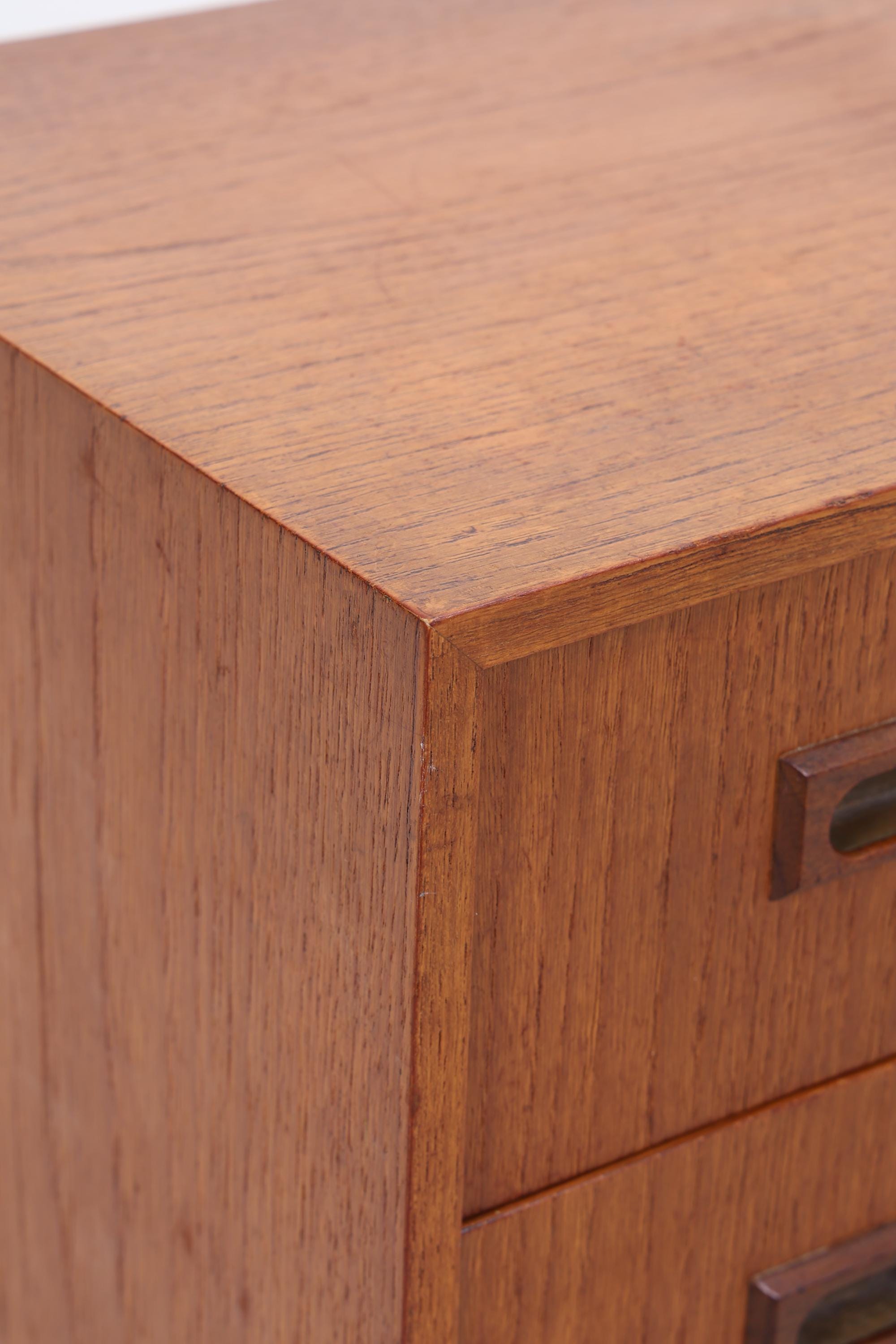 Vintage Teak Mini Kommode | Mid-Century Nachttisch Danish Design