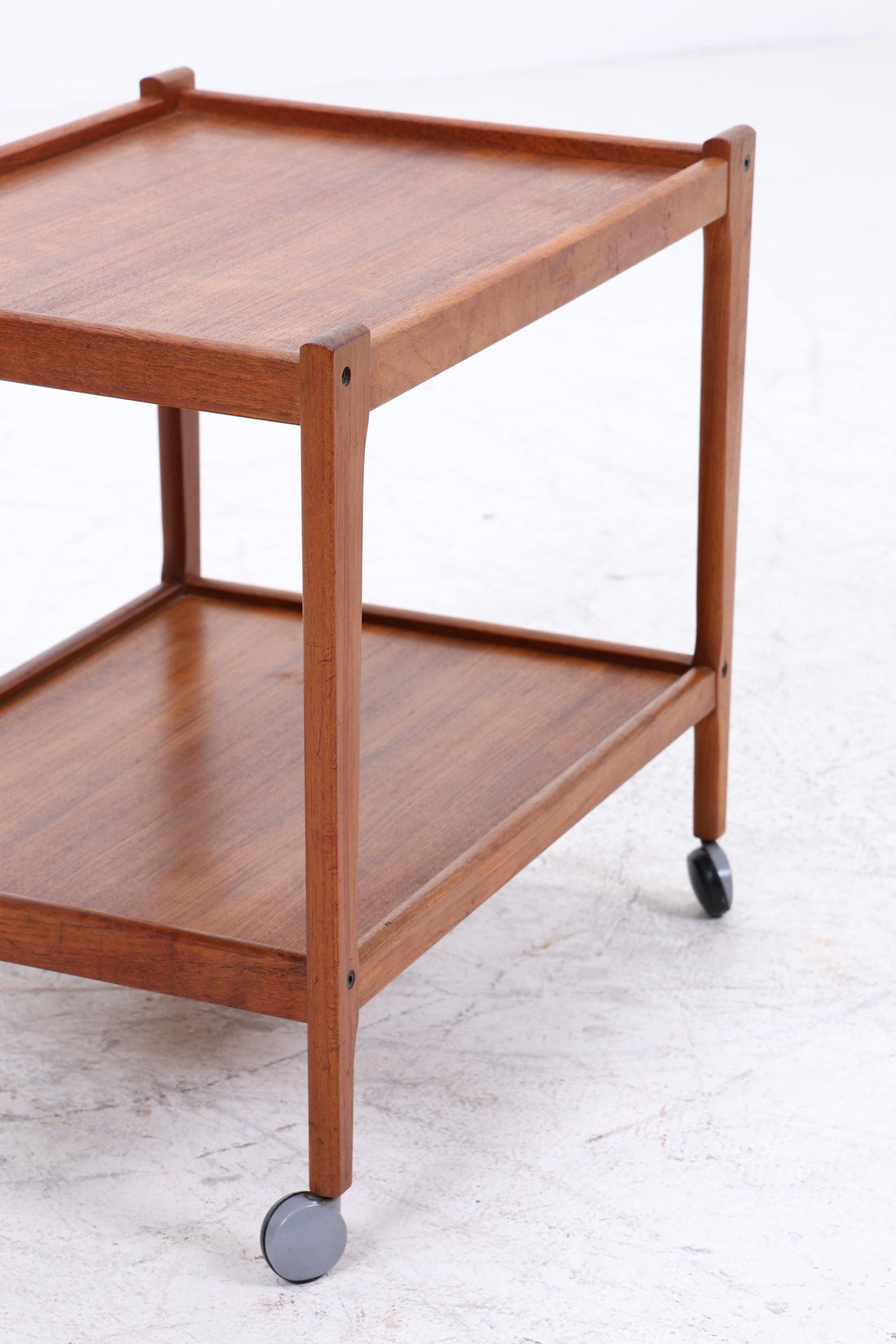 Vintage Teak Servierwagen | Mid-Century Barwagen Danish Modern