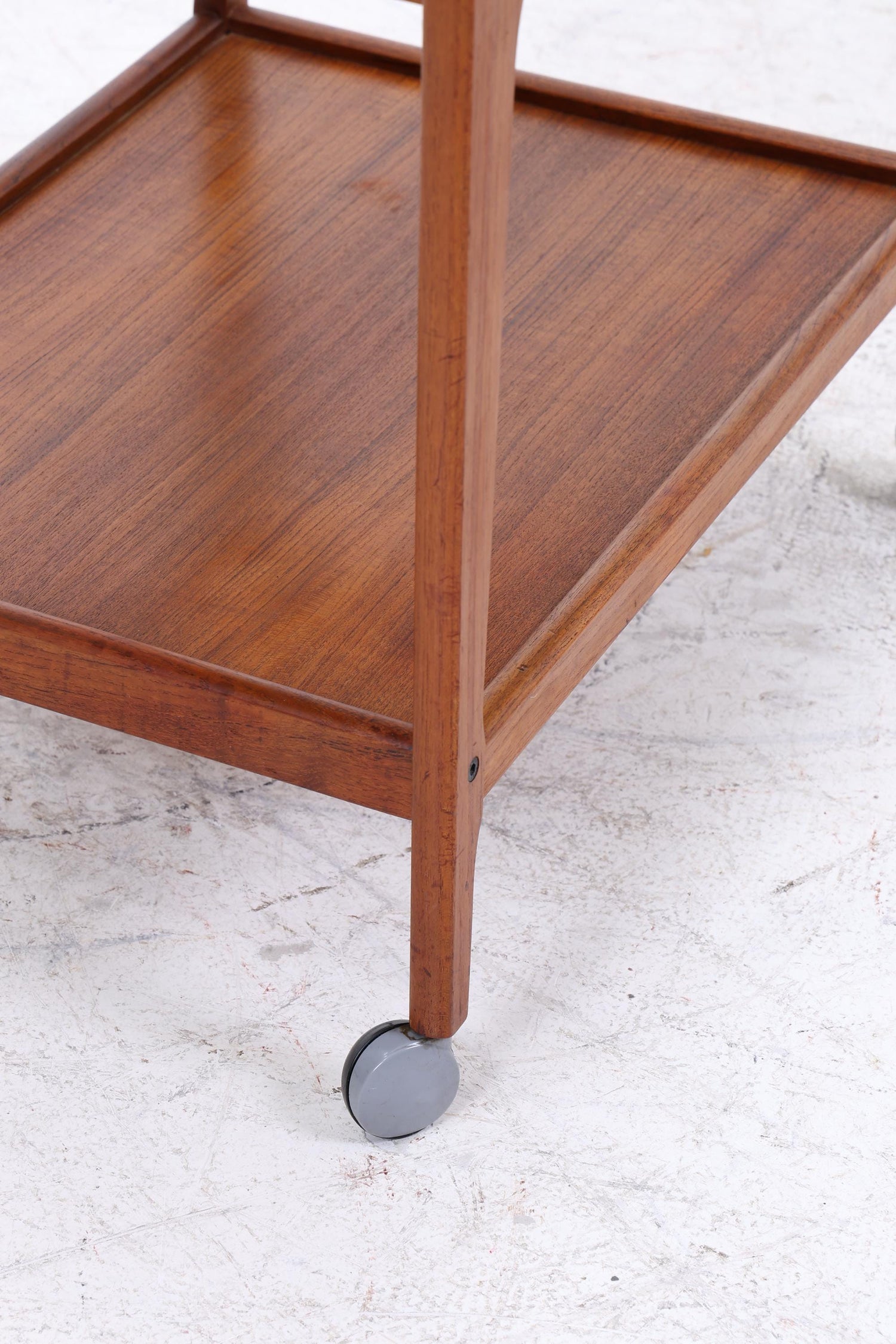 Vintage Teak Servierwagen | Mid-Century Barwagen Danish Modern