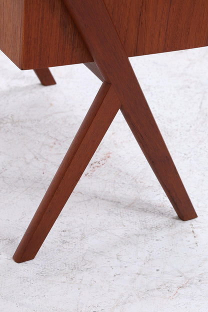 Vintage Teak Nähkasten | Danish Design | Mid-Century Beistelltisch