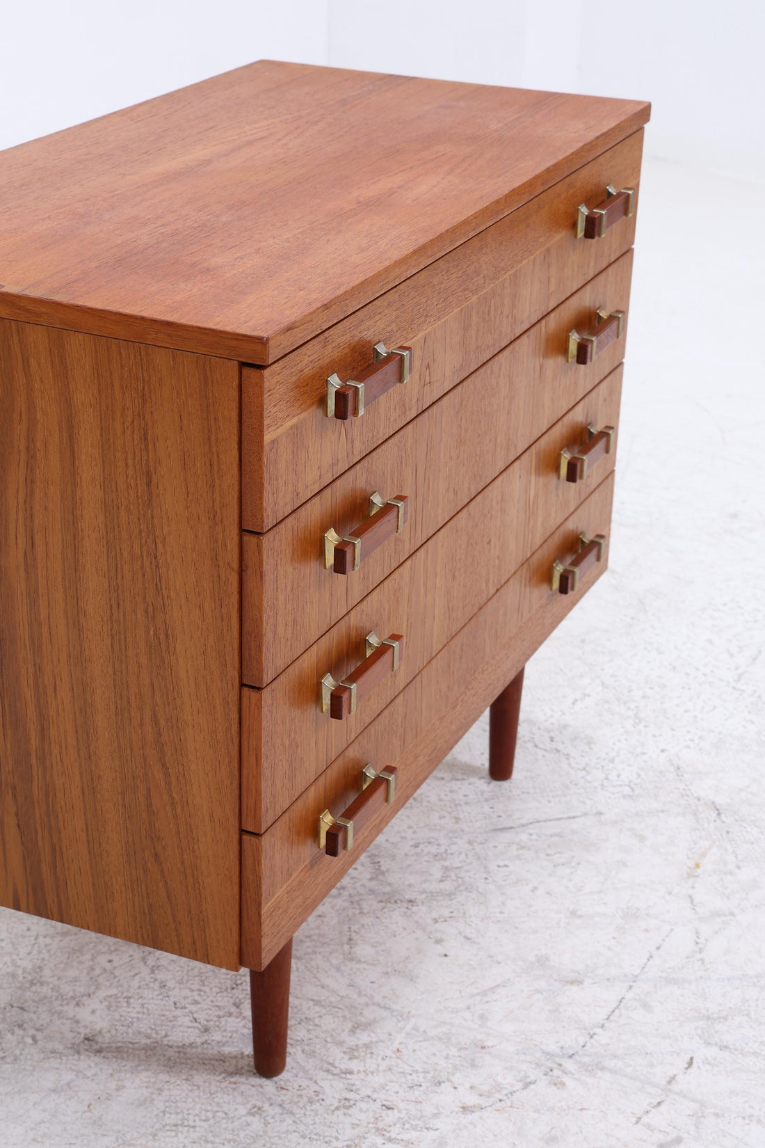 Vintage Teak Kommode mit 4 Schubladen | Mid-Century Schrank