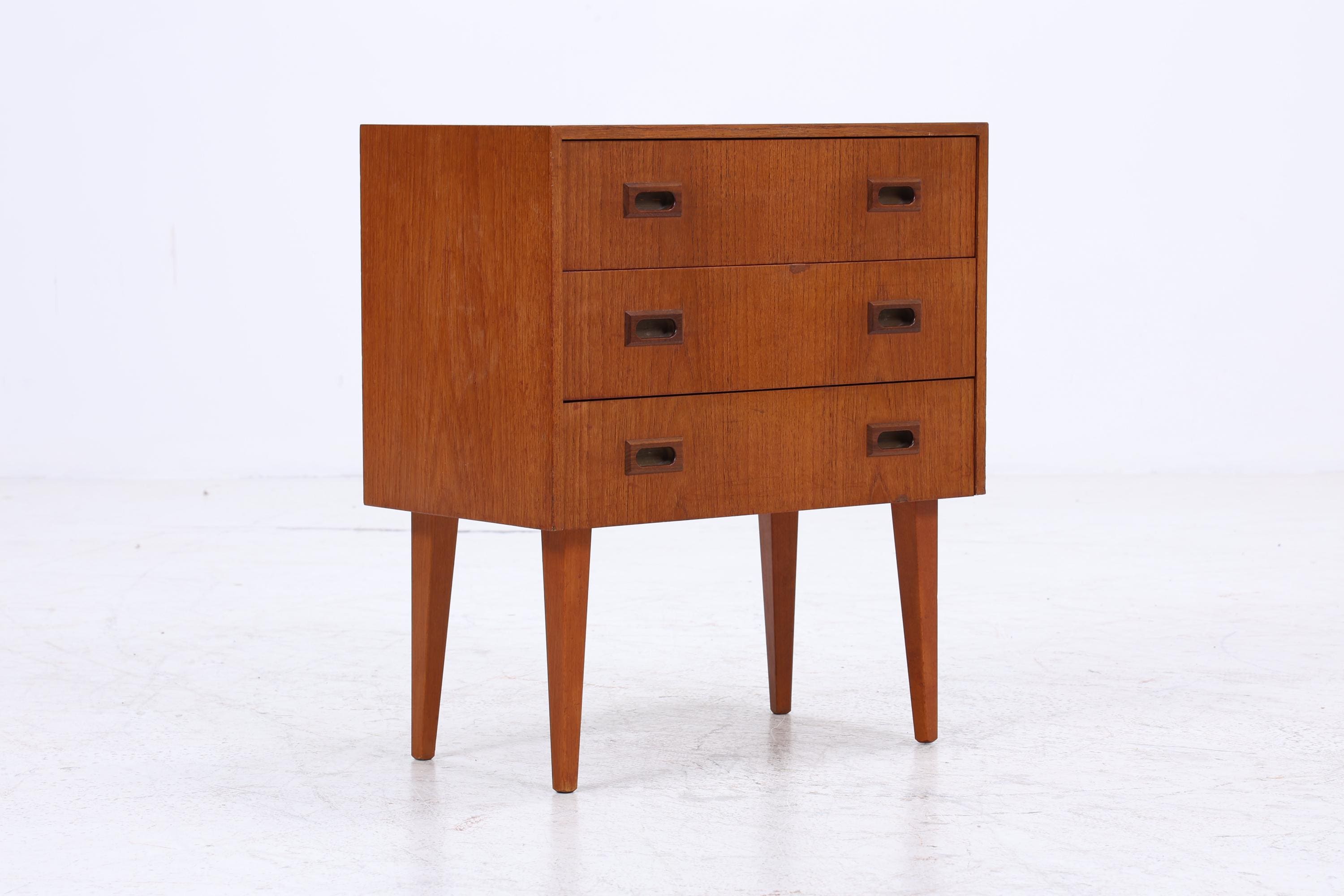 Vintage Teak Mini Kommode | Mid-Century Nachttisch Danish Design