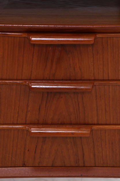 Vintage Teak Schreibtisch von Gunni Omann für Omann Jun "Modell 75" | Mid-Century freistehender Büro Tisch Danish Design