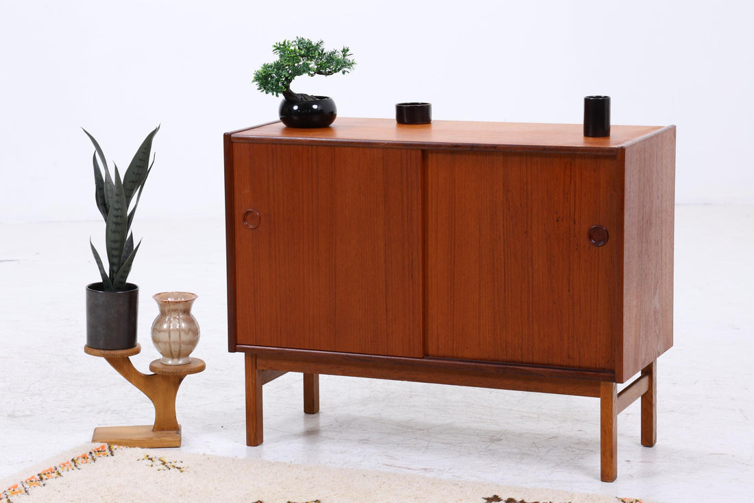 Vintage Teak Kommode mit Schiebetüren | Mid-Century Schrank Danish Modern