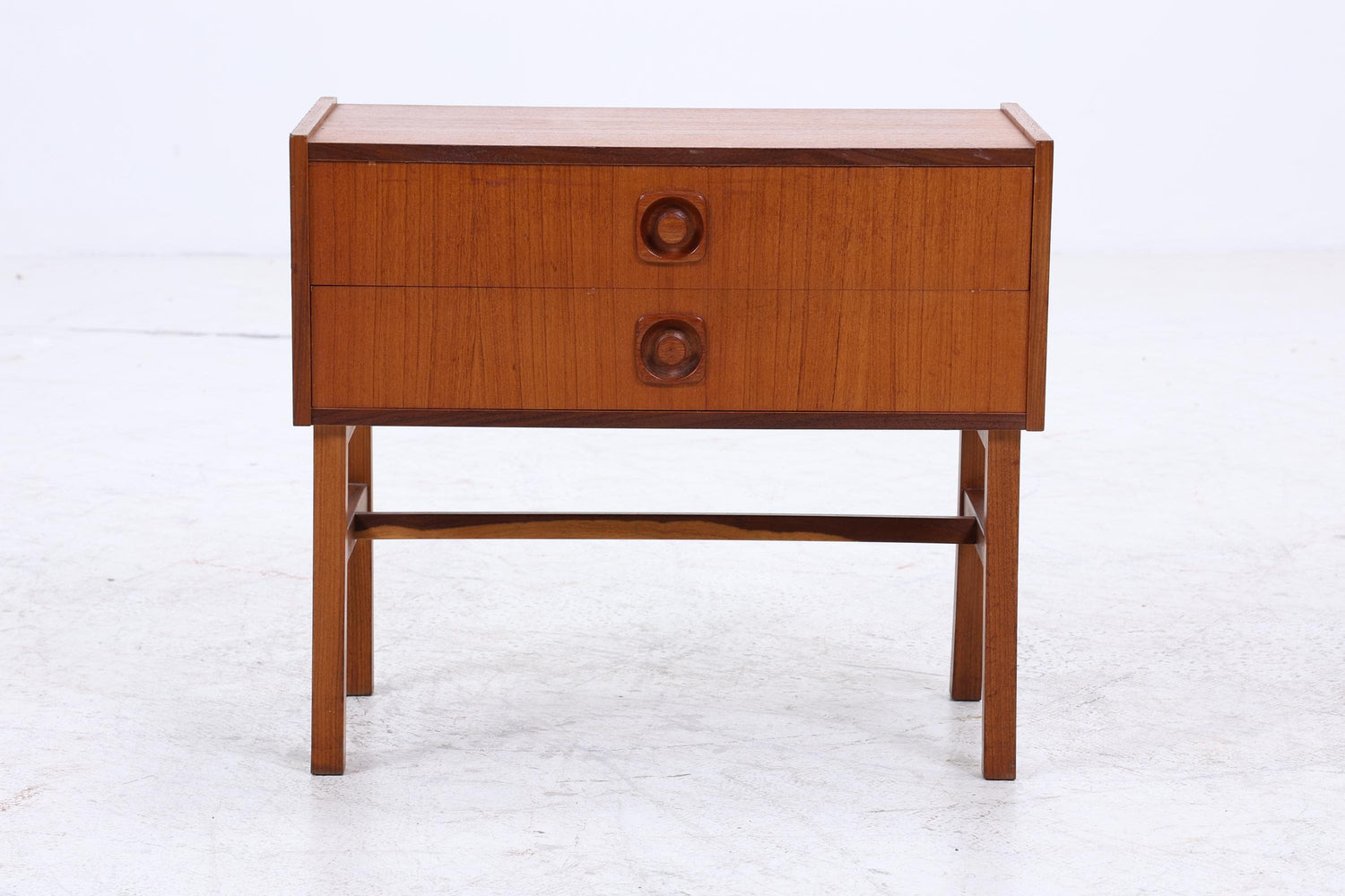 Vintage Teak Mini Kommode 60er Jahre | Danish Design Mid Century Holz Nachttisch mit Schubladen Aufbewahrung