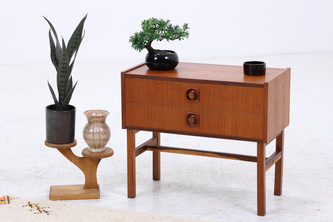 Vintage Teak Mini Kommode 60er Jahre | Danish Design Mid Century Holz Nachttisch mit Schubladen Aufbewahrung