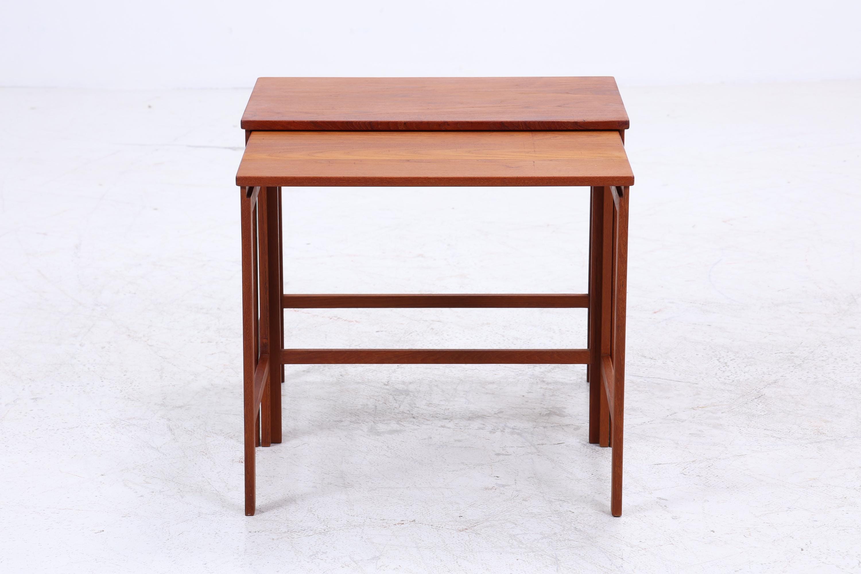 Vintage Teak Satztische 60er Jahre | Danish Design Mid Century Couchtische | 2 Beistelltische 60er Jahre Eckig Holz