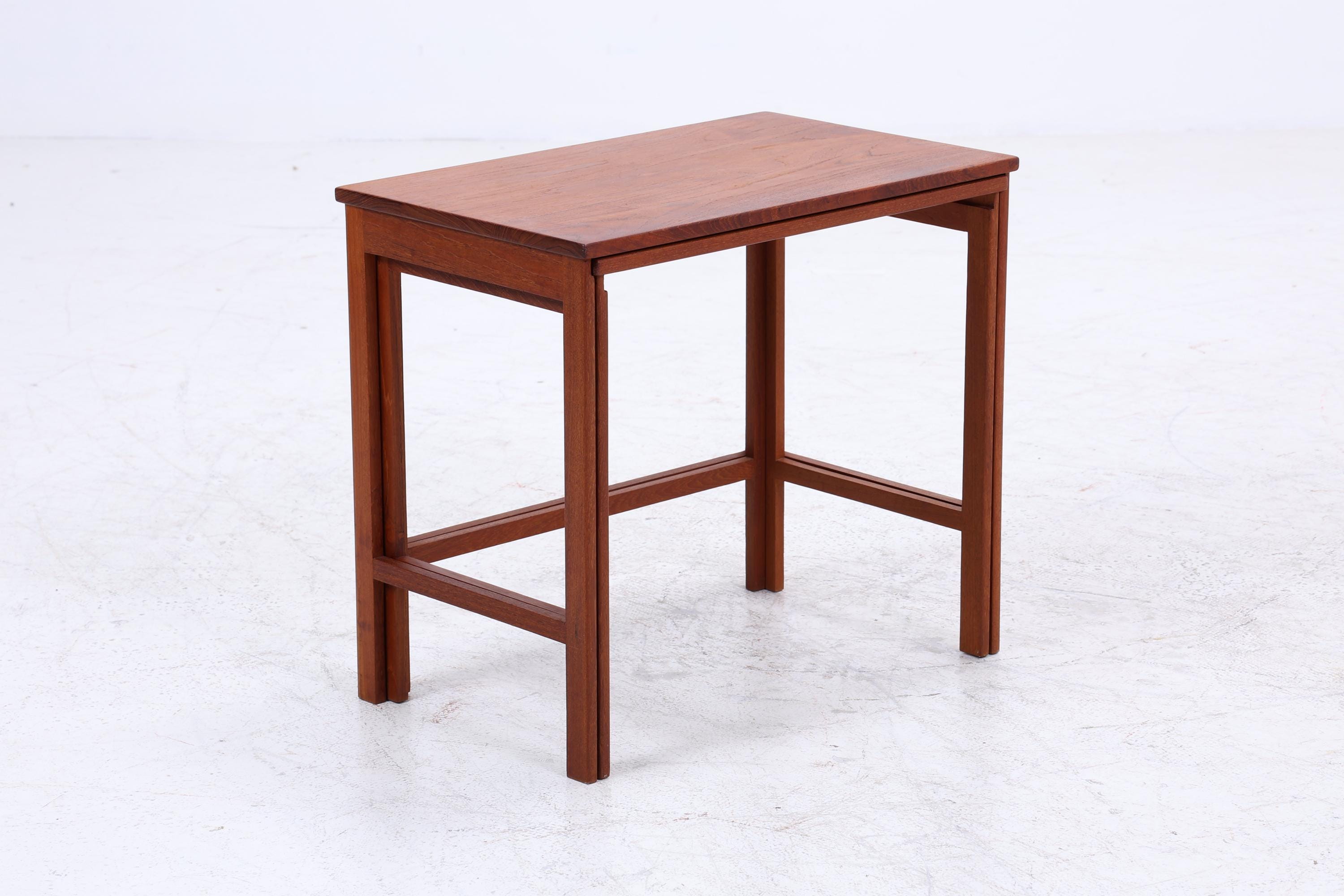 Vintage Teak Satztische 60er Jahre | Danish Design Mid Century Couchtische | 2 Beistelltische 60er Jahre Eckig Holz