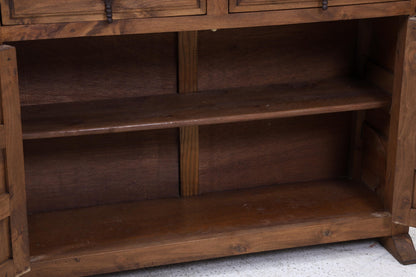 Barock Nussbaum Kommode | Spanischer Landhaus Stil mit Eisenbeschlägen