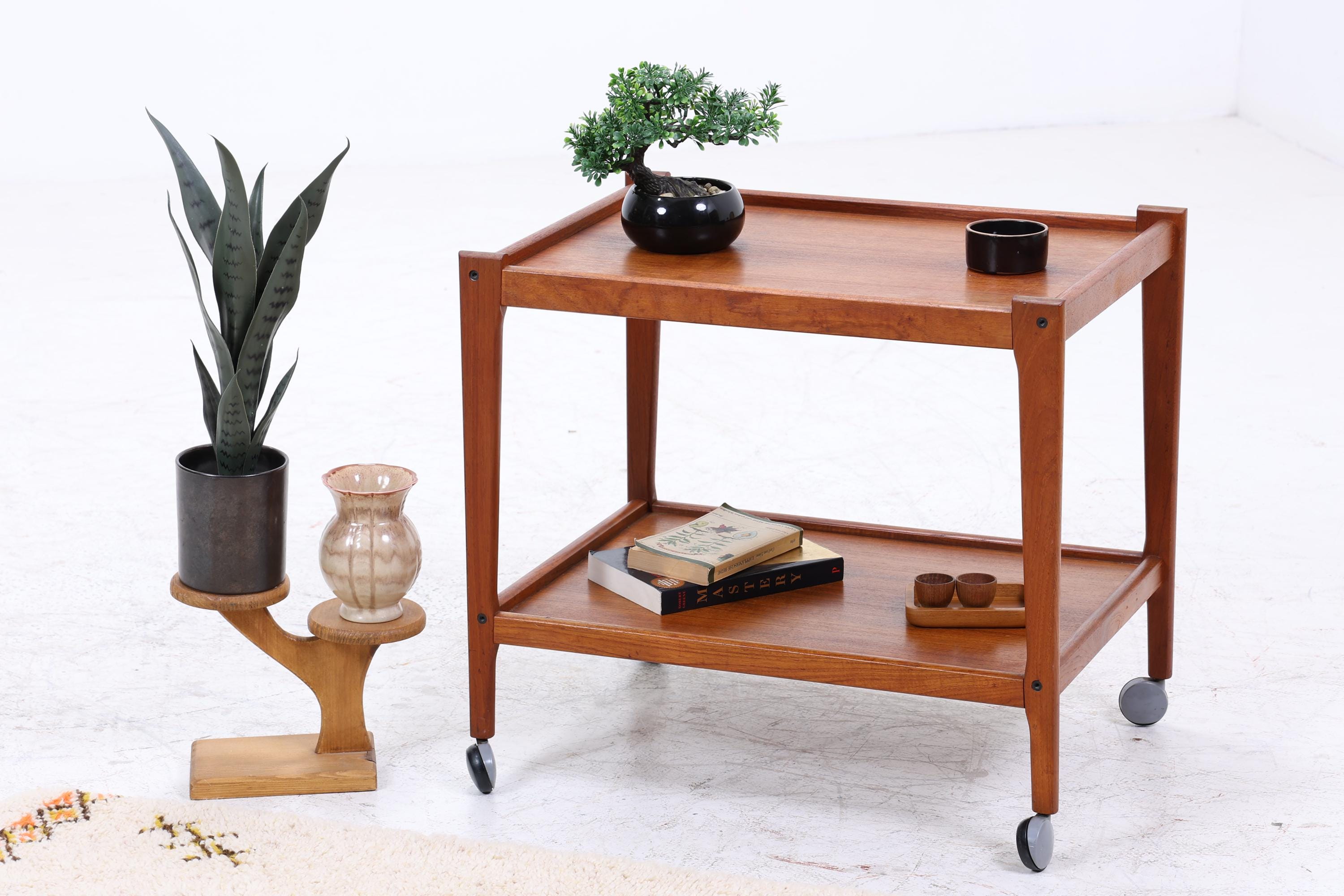 Vintage Teak Servierwagen | Mid-Century Barwagen Danish Modern