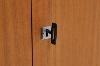 Vintage Nussbaum Sideboard 60er Jahre | Mid Century Schrank 70er