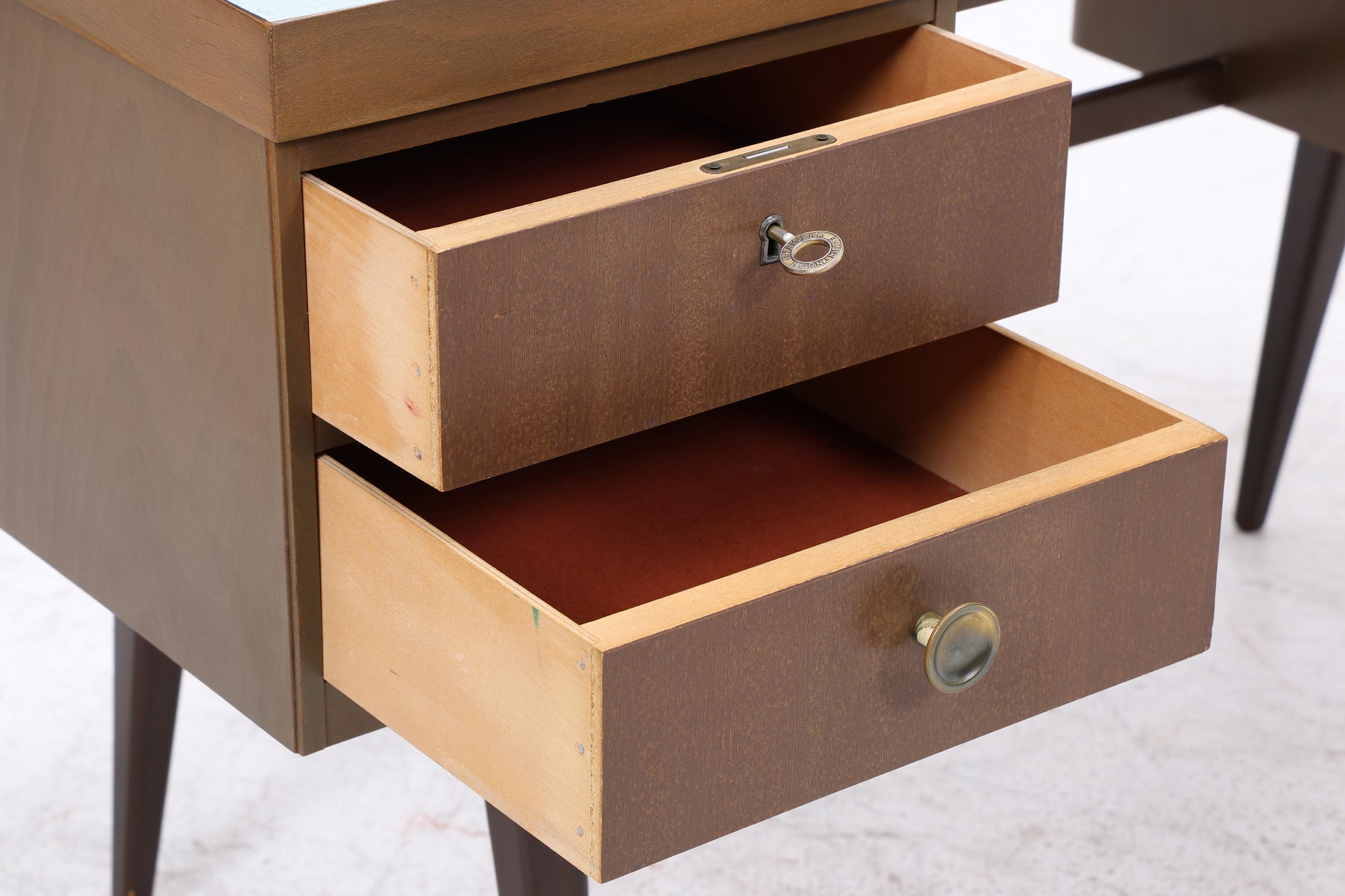 Vintage Schreibtisch | Mid Century Desk mit Resopal Oberfläche 50er 60er Jahre Holz Schubladen