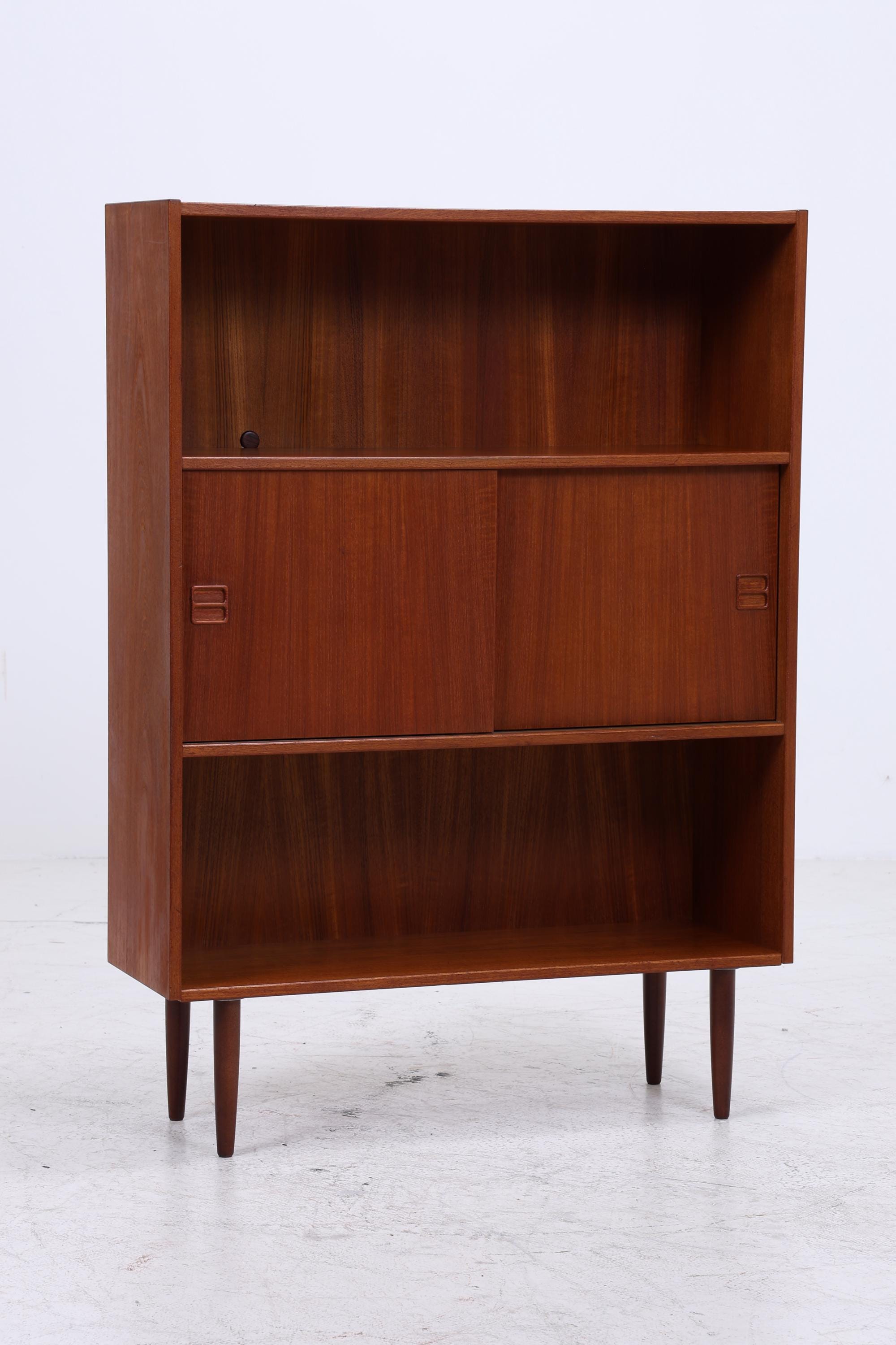 Vintage Teak Bücherschrank mit Schiebetüren | Mid Century Danish Design Regal 1960er