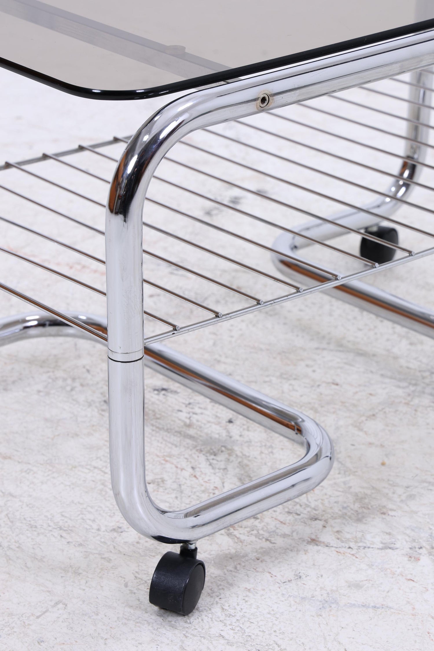Vintage Servierwagen mit Chromgestell und Glasplatte | Mid-Century Barwagen Beistelltisch