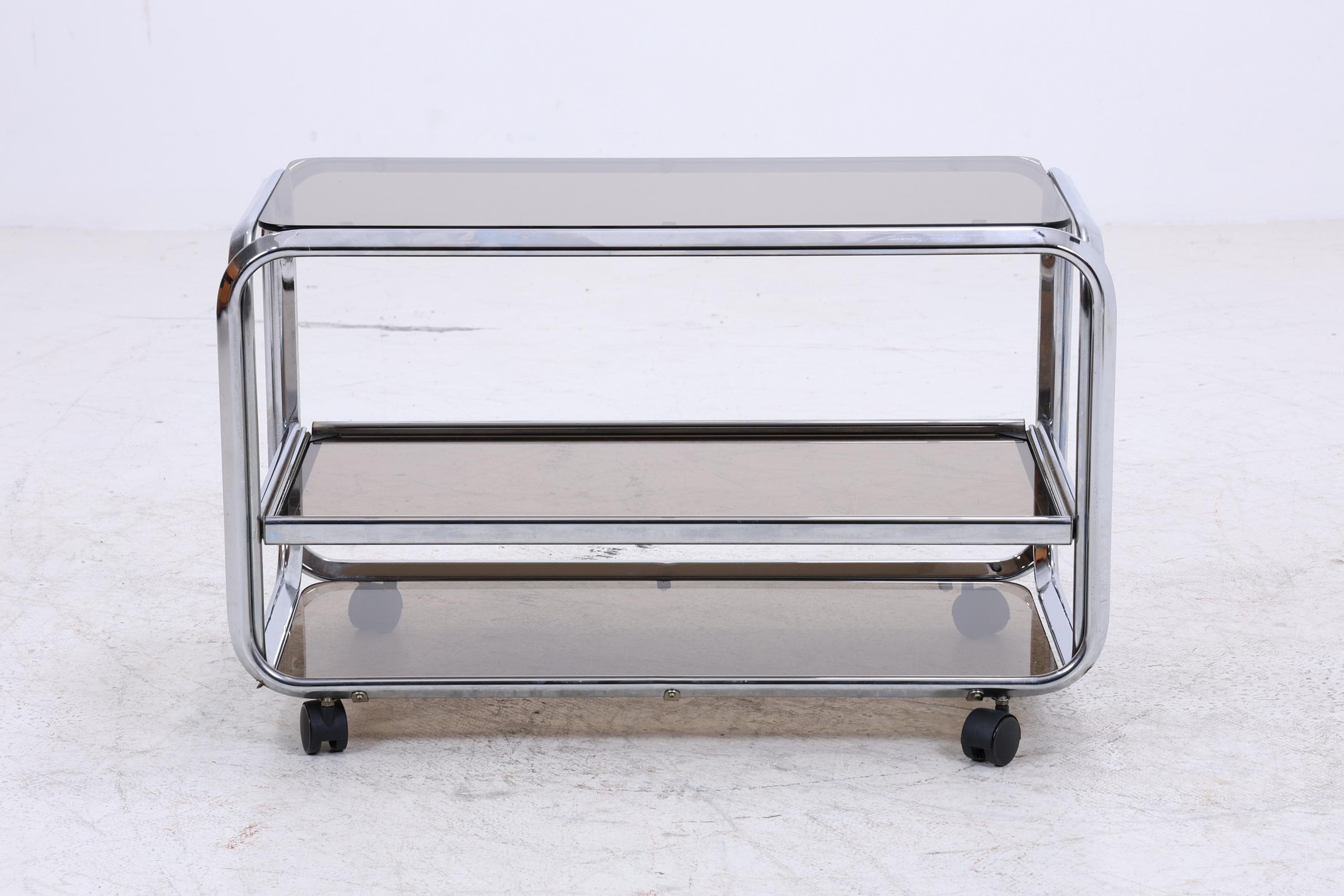 Vintage Servierwagen aus Chrom &amp; Rauchglas | Mid-Century Barwagen Beistelltisch