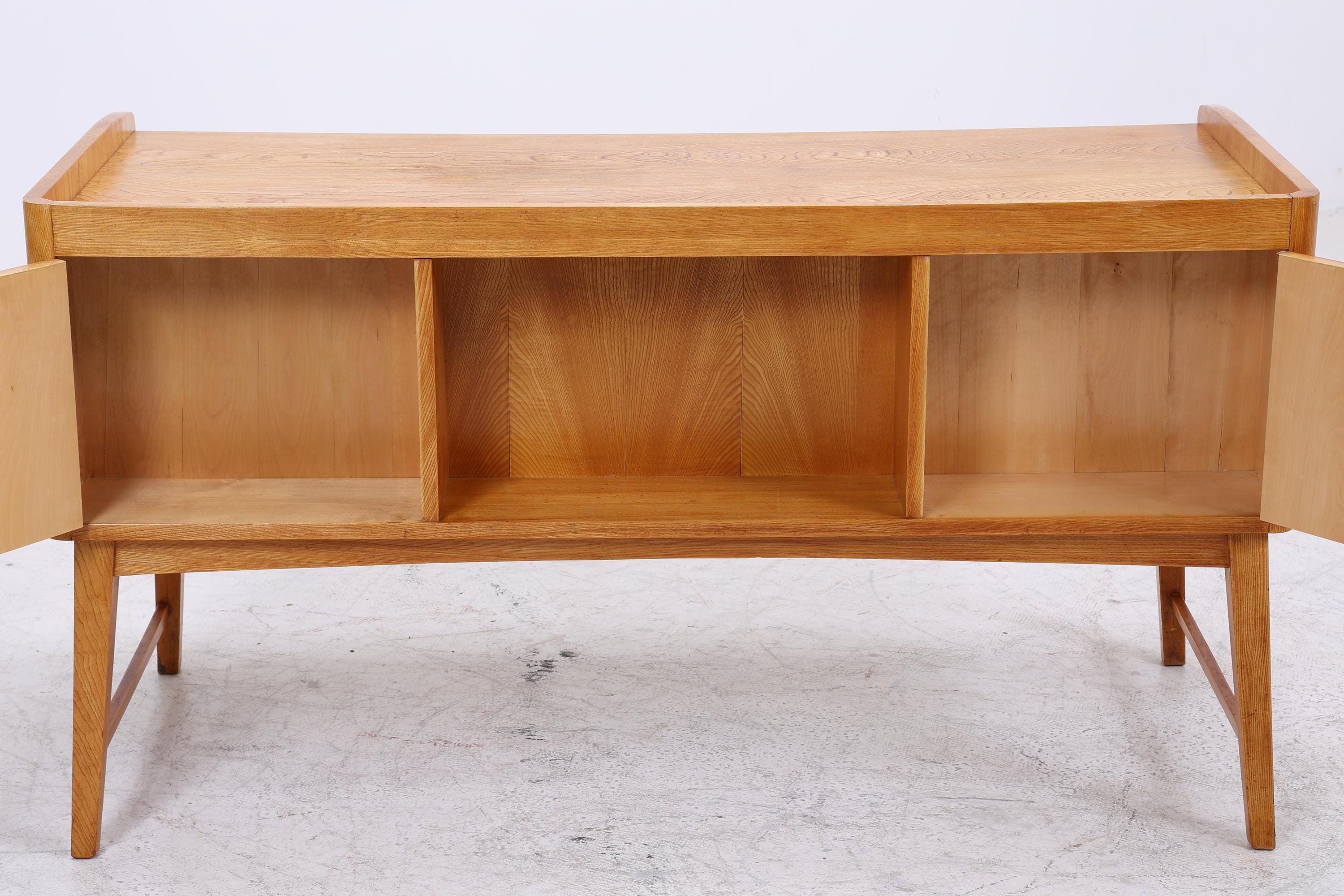 Vintage Schreibtisch aus Esche | Mid-Century Bürotisch 60er Jahre Design