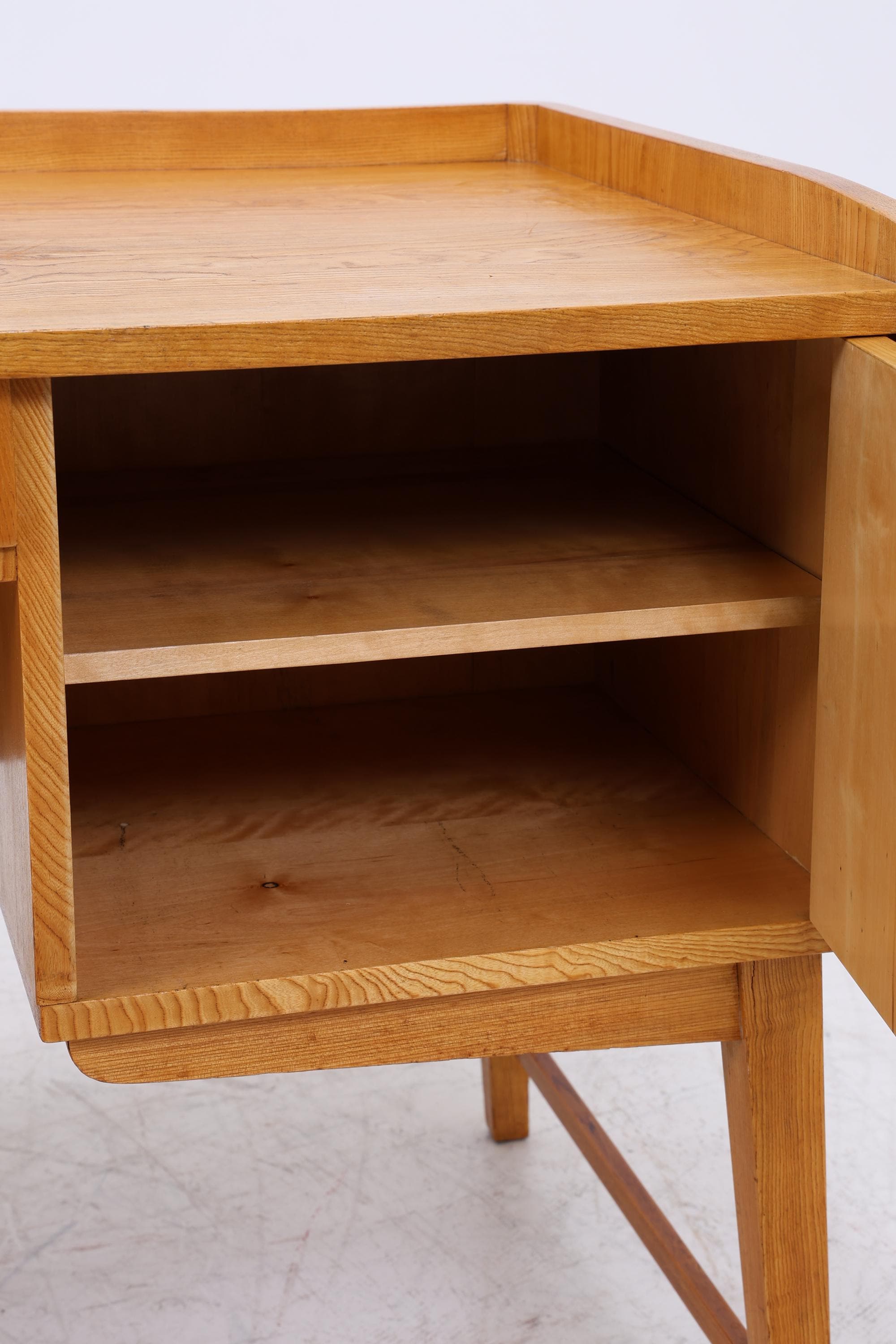 Vintage Schreibtisch aus Esche | Mid-Century Bürotisch 60er Jahre Design