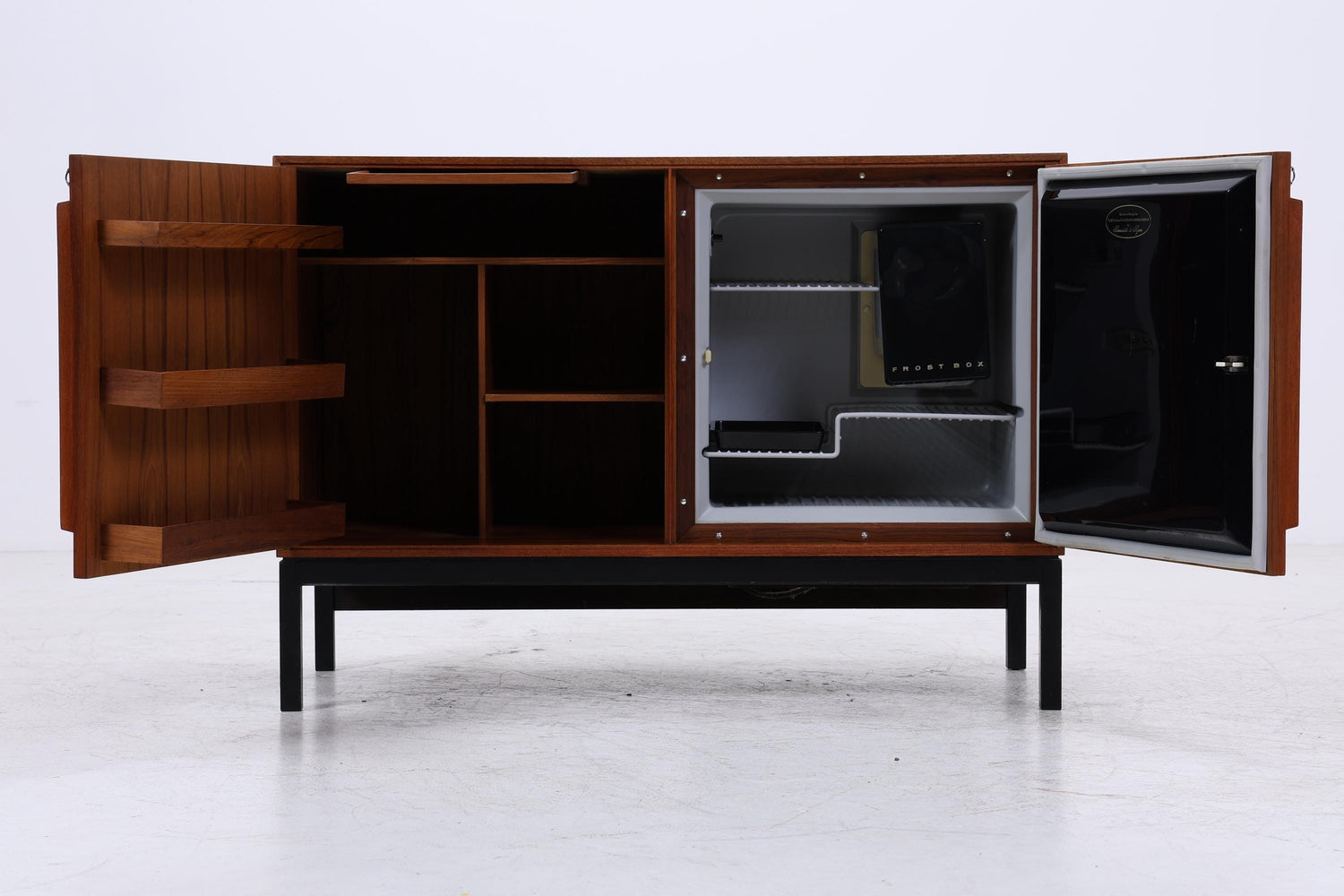 Vintage Teak Barschrank von Bernadotte &amp; Björn für Atlas Silkeborg | Mid Century Minibar mit Kühlschrank