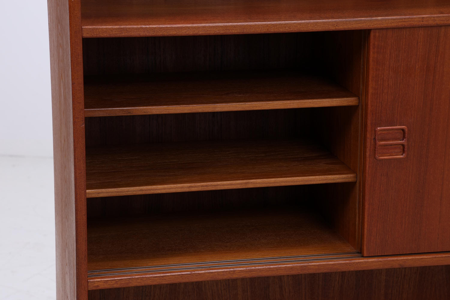 Vintage Teak Bücherschrank mit Schiebetüren | Mid Century Danish Design Regal 1960er