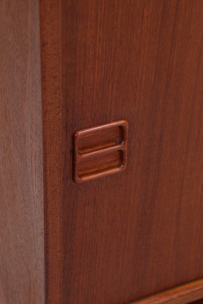 Vintage Teak Bücherschrank mit Schiebetüren | Mid Century Danish Design Regal 1960er