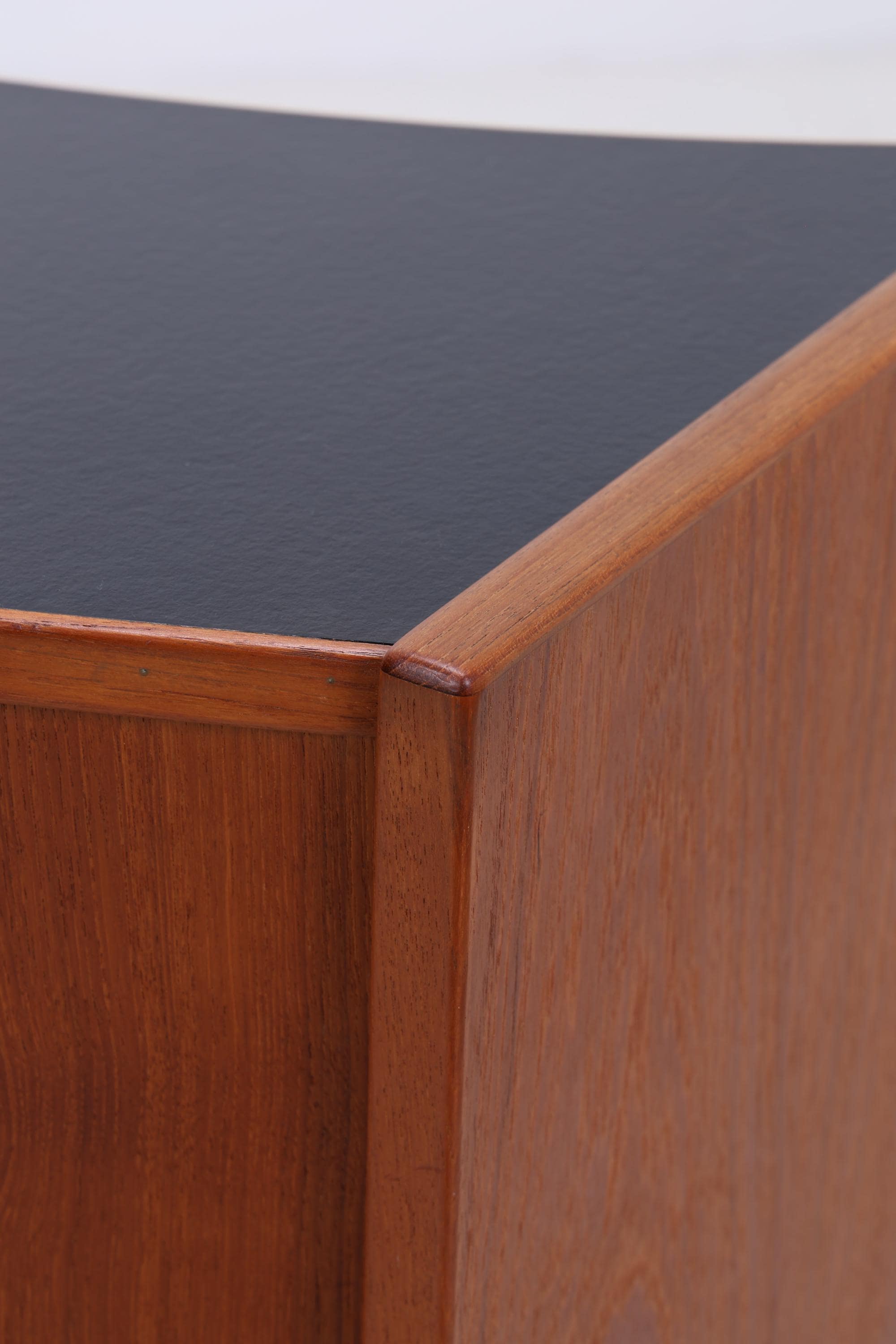 Seltene Vintage Teak Boomerang Bar von Erik Buch für Dyrlund | Mid Century Barschrank