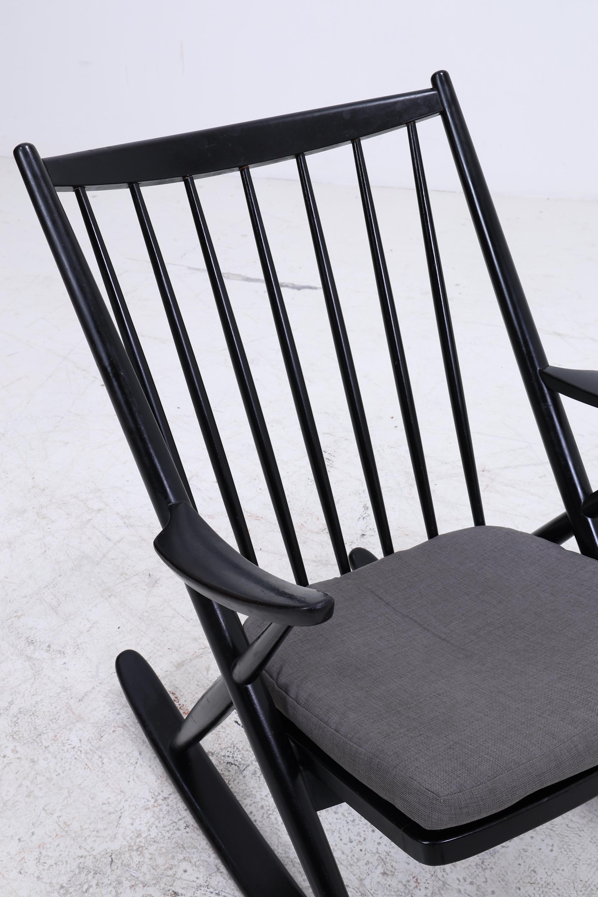 Vintage Schaukelstuhl Modell 182 Rocking Chair von Frank Reenskaug für Bramin | Danish Design Mid Century Sessel
