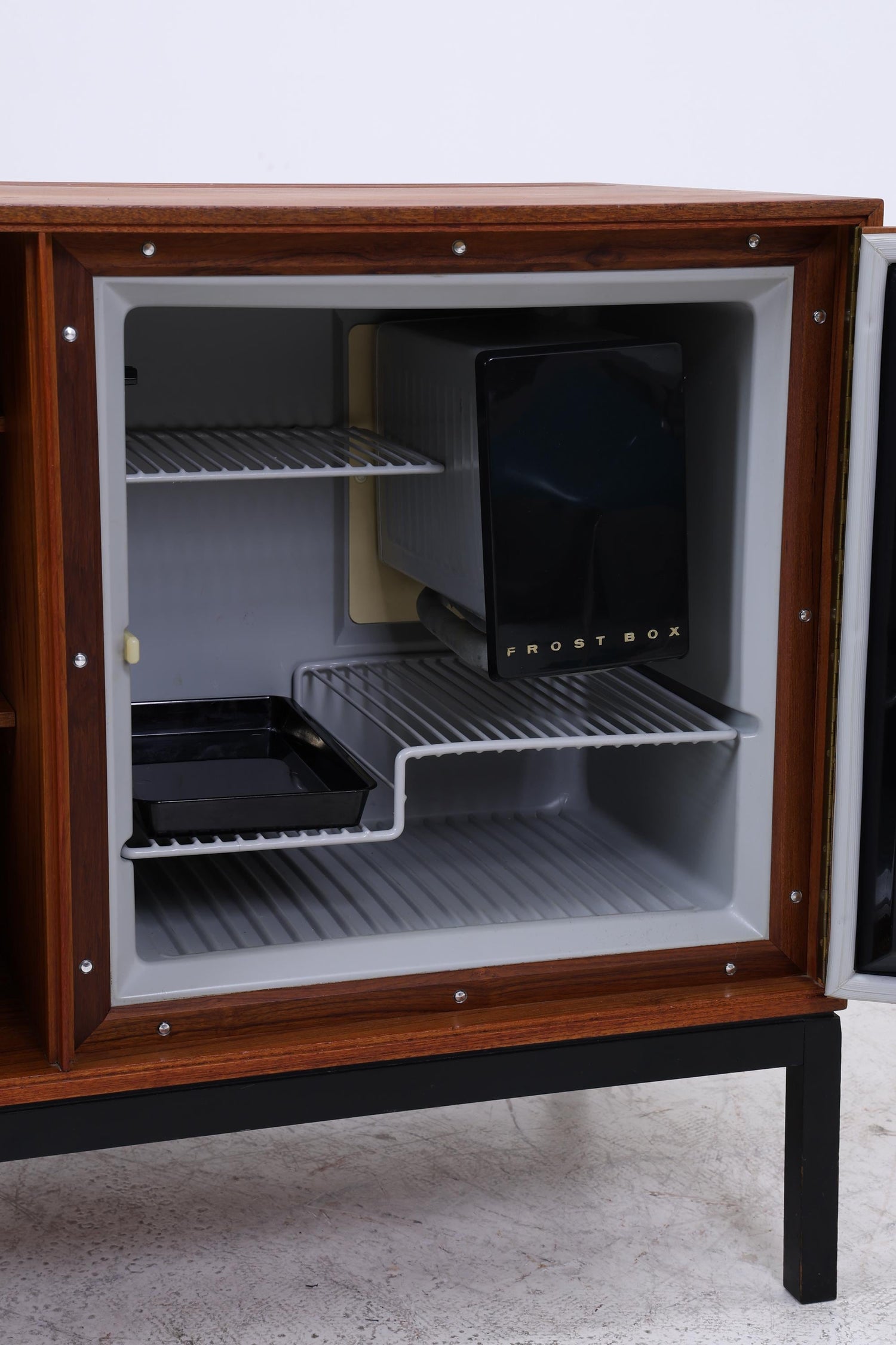 Vintage Teak Barschrank von Bernadotte &amp; Björn für Atlas Silkeborg | Mid Century Minibar mit Kühlschrank