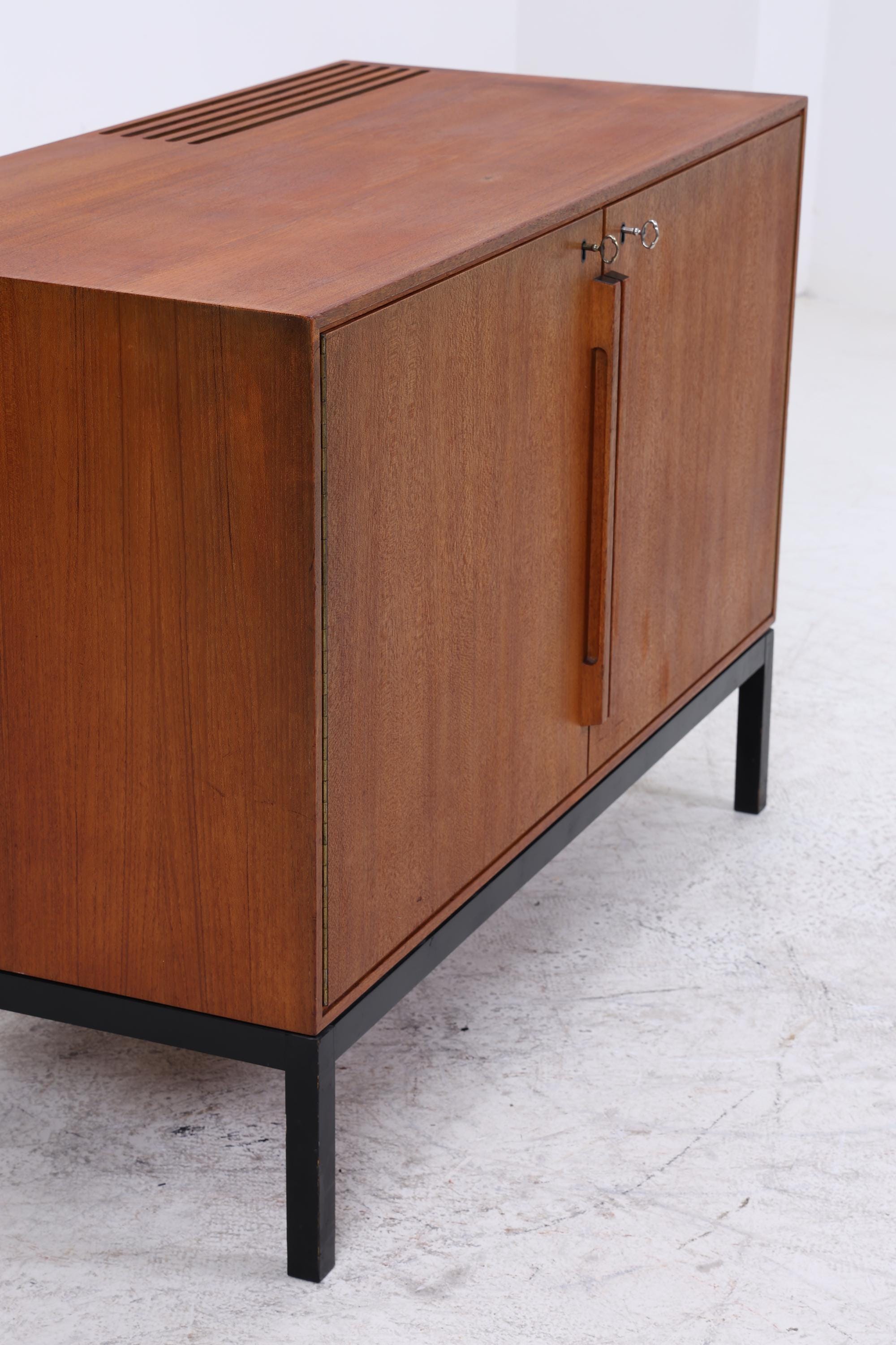 Vintage Teak Barschrank von Bernadotte &amp; Björn für Atlas Silkeborg | Mid Century Minibar mit Kühlschrank